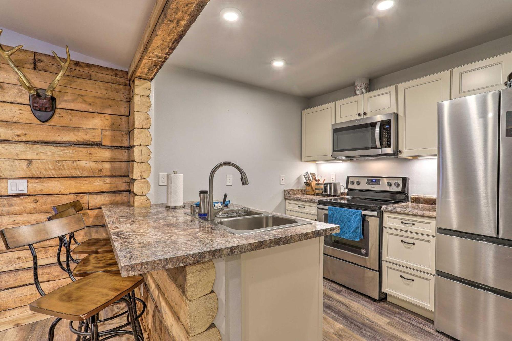 Rustic Anchorage Hideaway Walk To Coastal Trail! Appartement Buitenkant foto